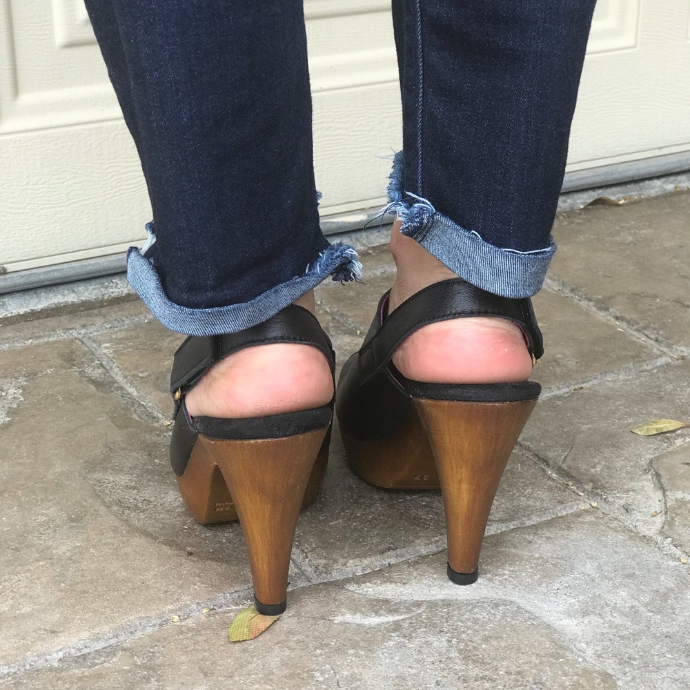 Crafted in Italy Wooden Slingback Leather Platform - Picture 3 of 7